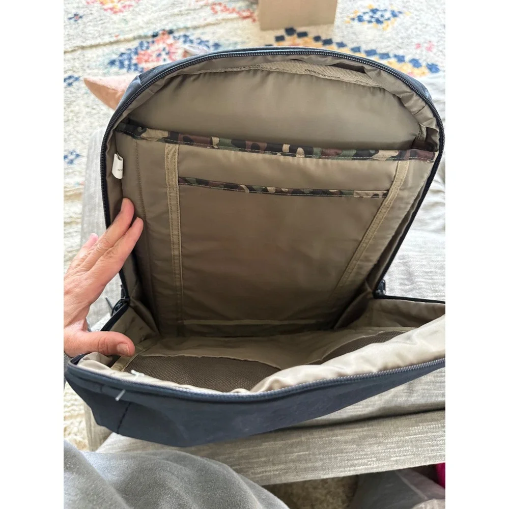 Thule Lithos 20L Laptop Backpack Black Gray 15